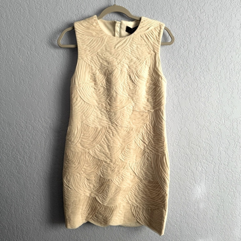 Robert Rodriguez Silk Scalloped Tiered Sleeveless Lined Sheath Mini Dress
